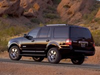 Ford Expedition photo