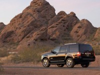 Ford Expedition photo