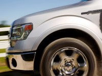 Ford F-150 Raptor photo