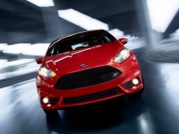 Ford Fiesta ST 2012 photo