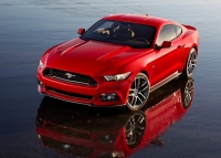 Ford Mustang photo