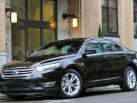 Ford Taurus photo